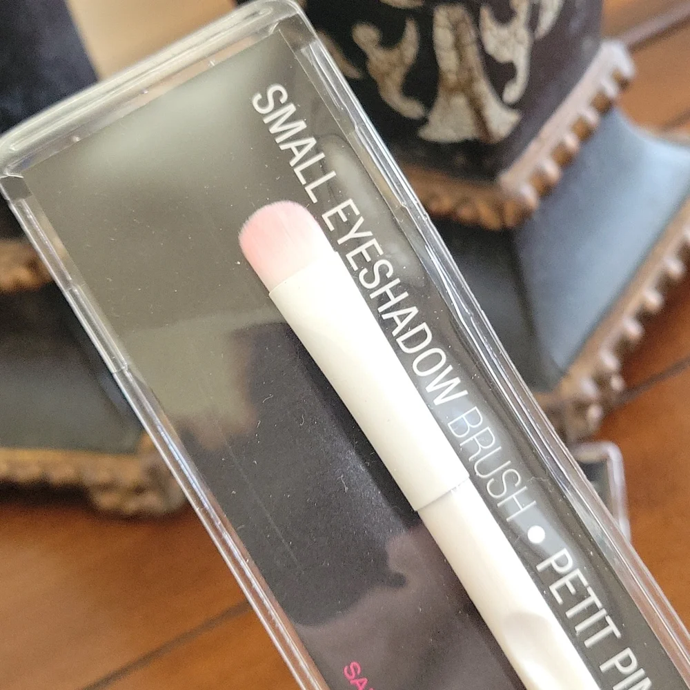 😉 WET n WILD BRUSH SET